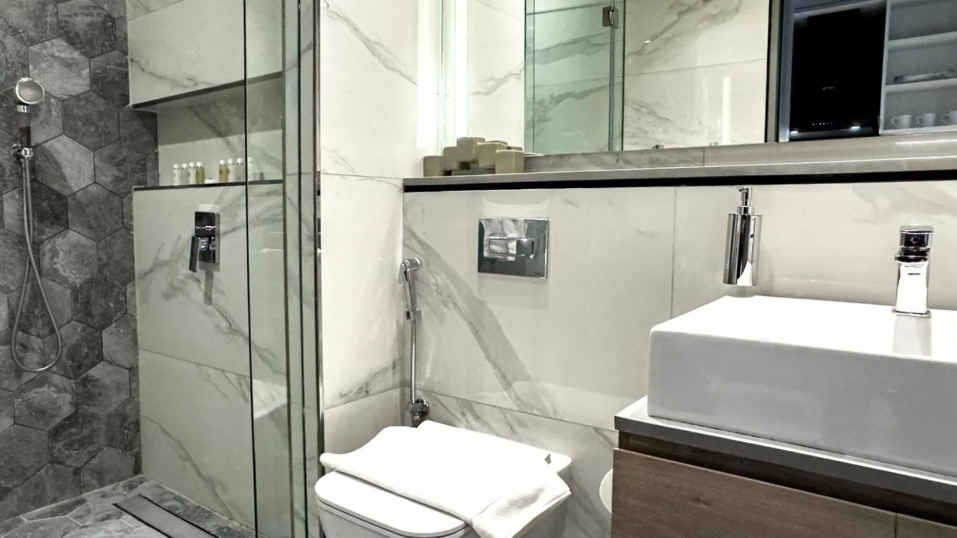 Apartment Select Stay-Cozy Studio In Mag 318 With Canal View Dubai