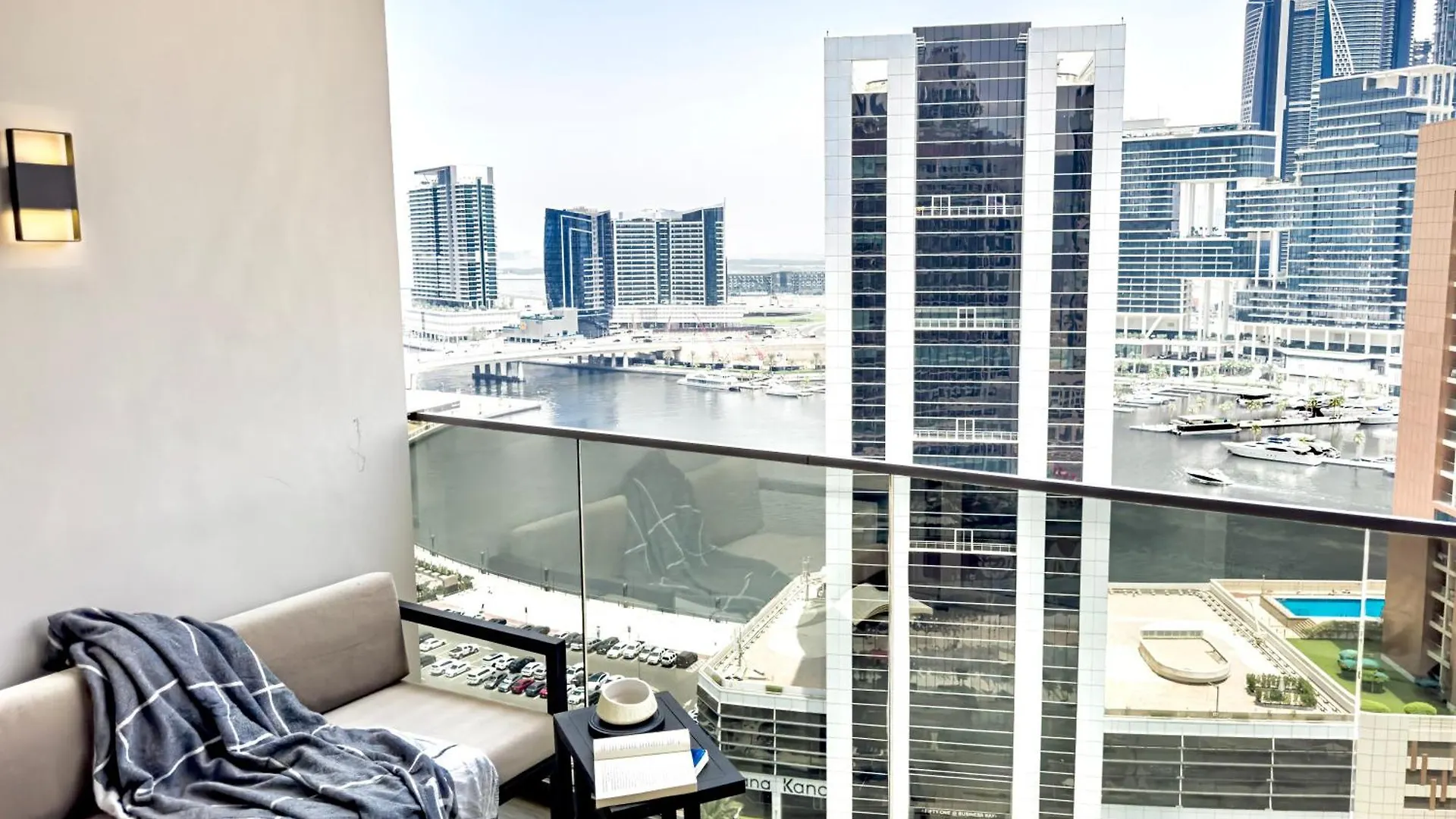 Select Stay-Cozy Studio In Mag 318 With Canal View Dubai